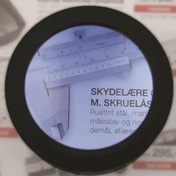 Standlup med 3,5x forstørrelse og 3 LED-lyskilder