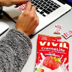 Vivil Creme Life Jordbærpakken, sukkerfri bolcher, 12 stk.